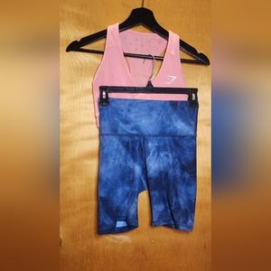 BUNDLE Gymshark Sports Bra XS, Old Navy Bike Shorts XS